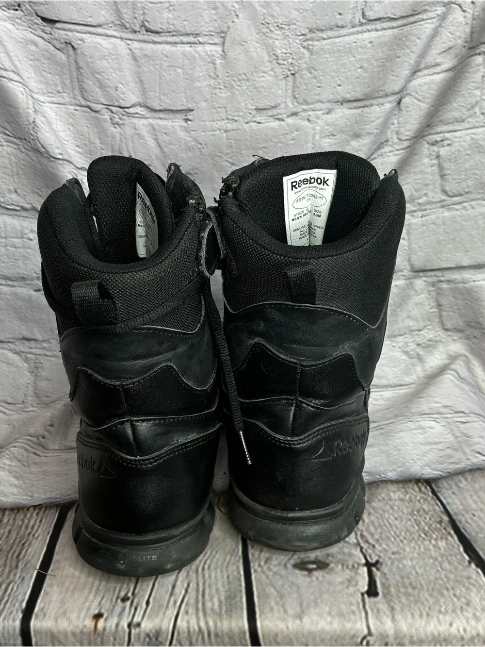 Reebok Duty Men's Sublite Cushion Tactical Leather Work Boot  Black Sz 8.5 AS IS